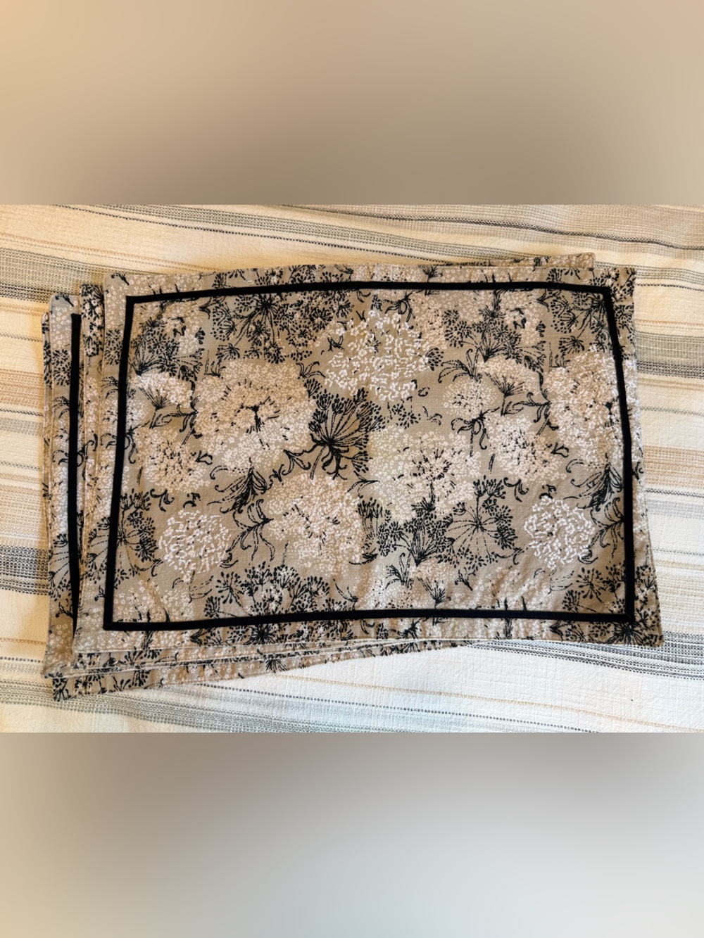 Vintage floral placemats - 4